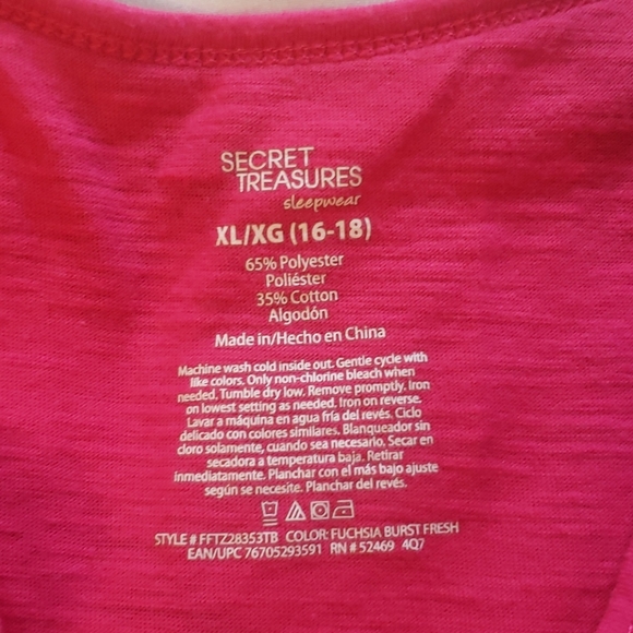 ♡SOLD♡Two Pineapple Tank Tops - Picture 6 of 6